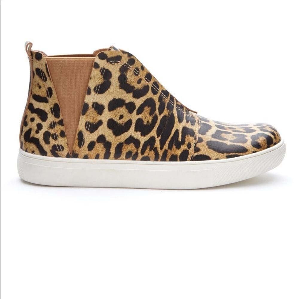 Nwt Coconuts By Matisse Leopard Print Sneakers Bo… - image 6